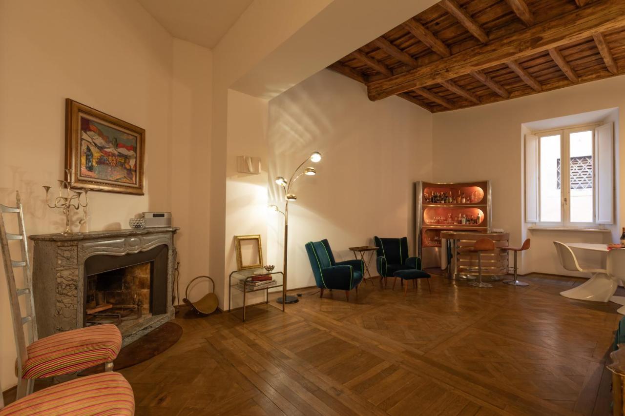 Chic And Style In Historical Via Giulia Roma Exterior foto